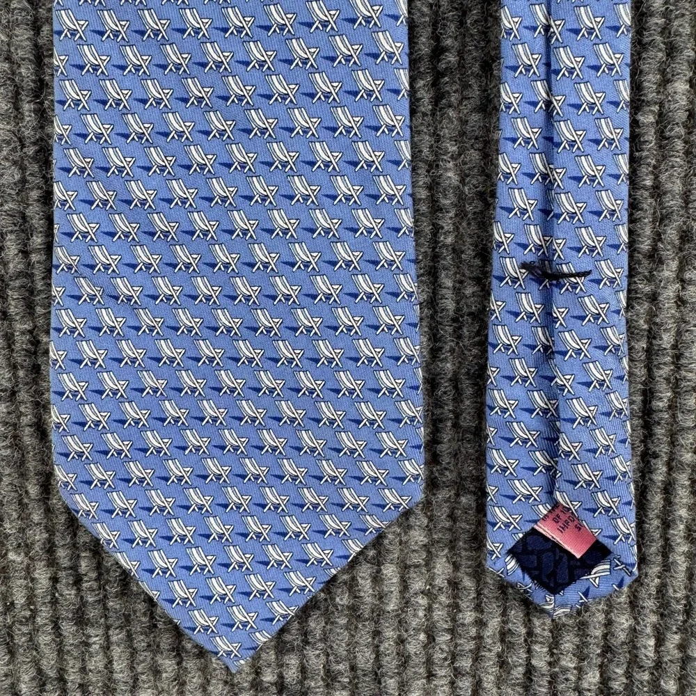Vineyard Vines Tie Blue Beach Chair AOP Handmade USA Silk Novelty Necktie